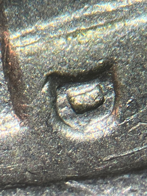 Jefferson-Nickels-1964-D-Normal-Or-Overd-?